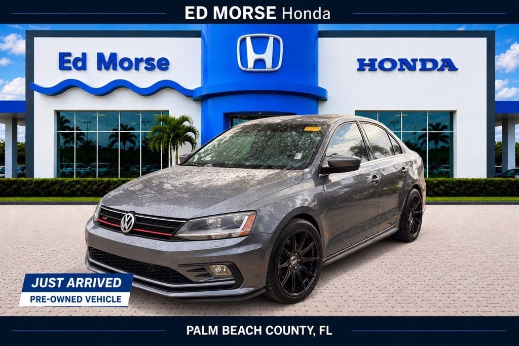 2017 Volkswagen Jetta 1.4T S — photo 1 of 5