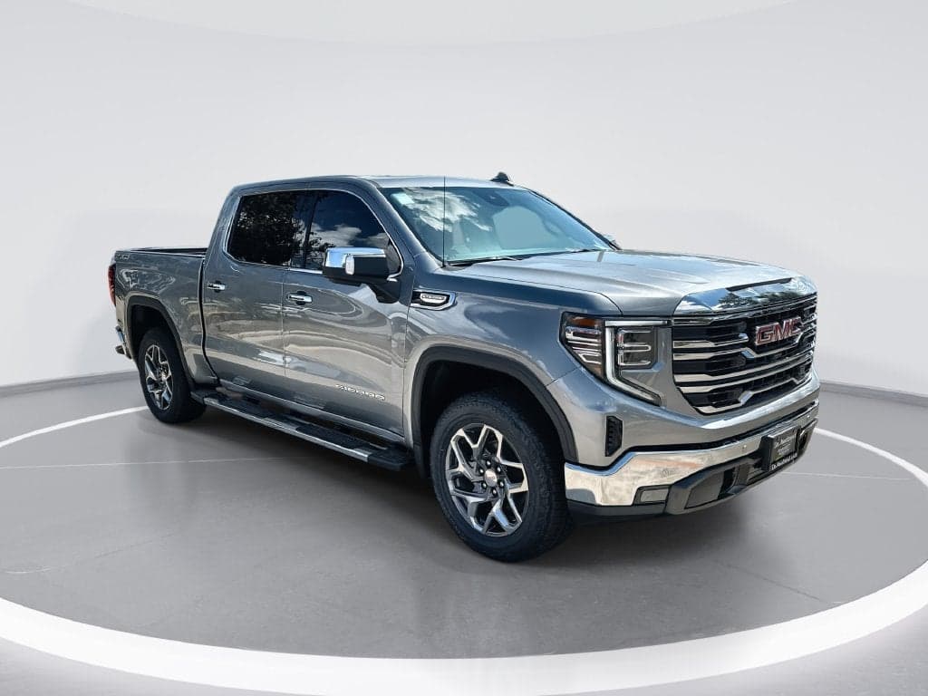 2026 GMC Sierra 1500 SLT — photo 1 of 33