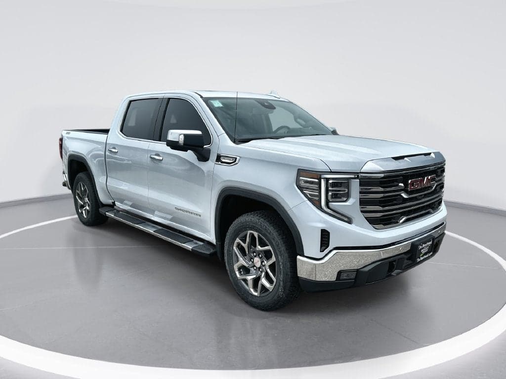 2026 GMC Sierra 1500 SLT — photo 1 of 33