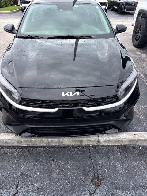 2024 Kia Forte LXS — photo 1 of 5