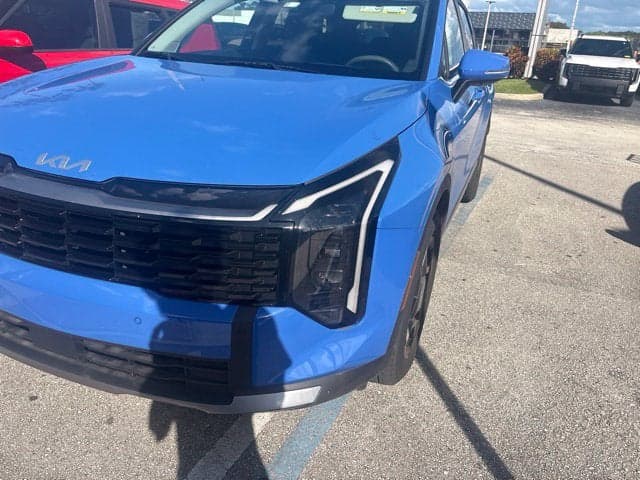 2026 Kia Sportage EX — photo 1 of 5