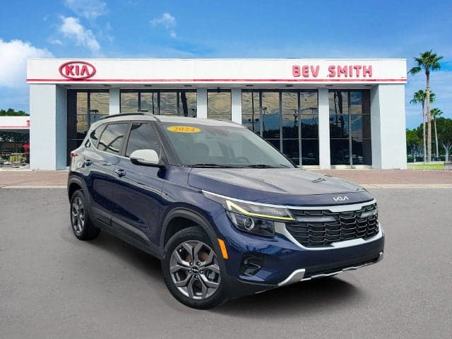 2024 Kia Seltos S — photo 1 of 5