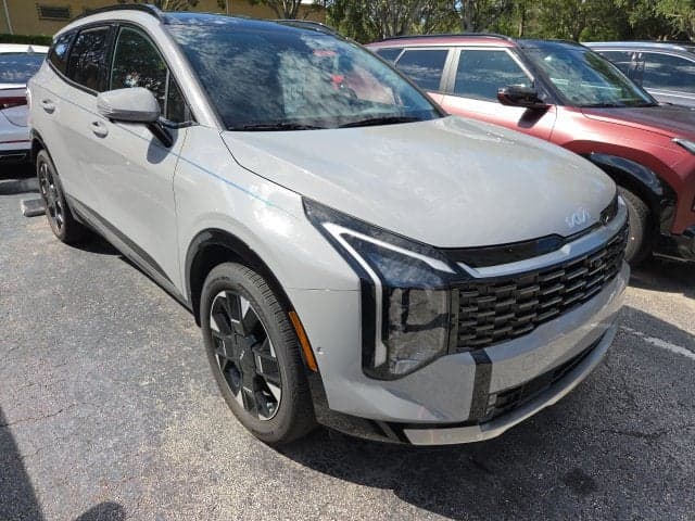 2026 Kia Sportage Hybrid SX-Prestige — photo 1 of 5