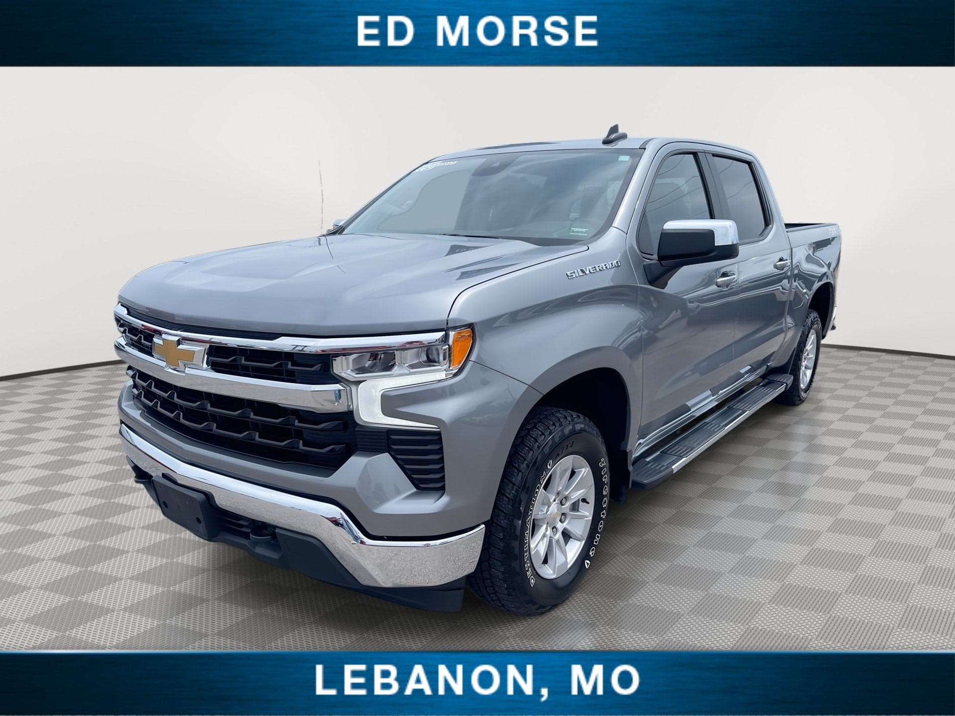 2023 Chevrolet Silverado 1500 LT — photo 1 of 44
