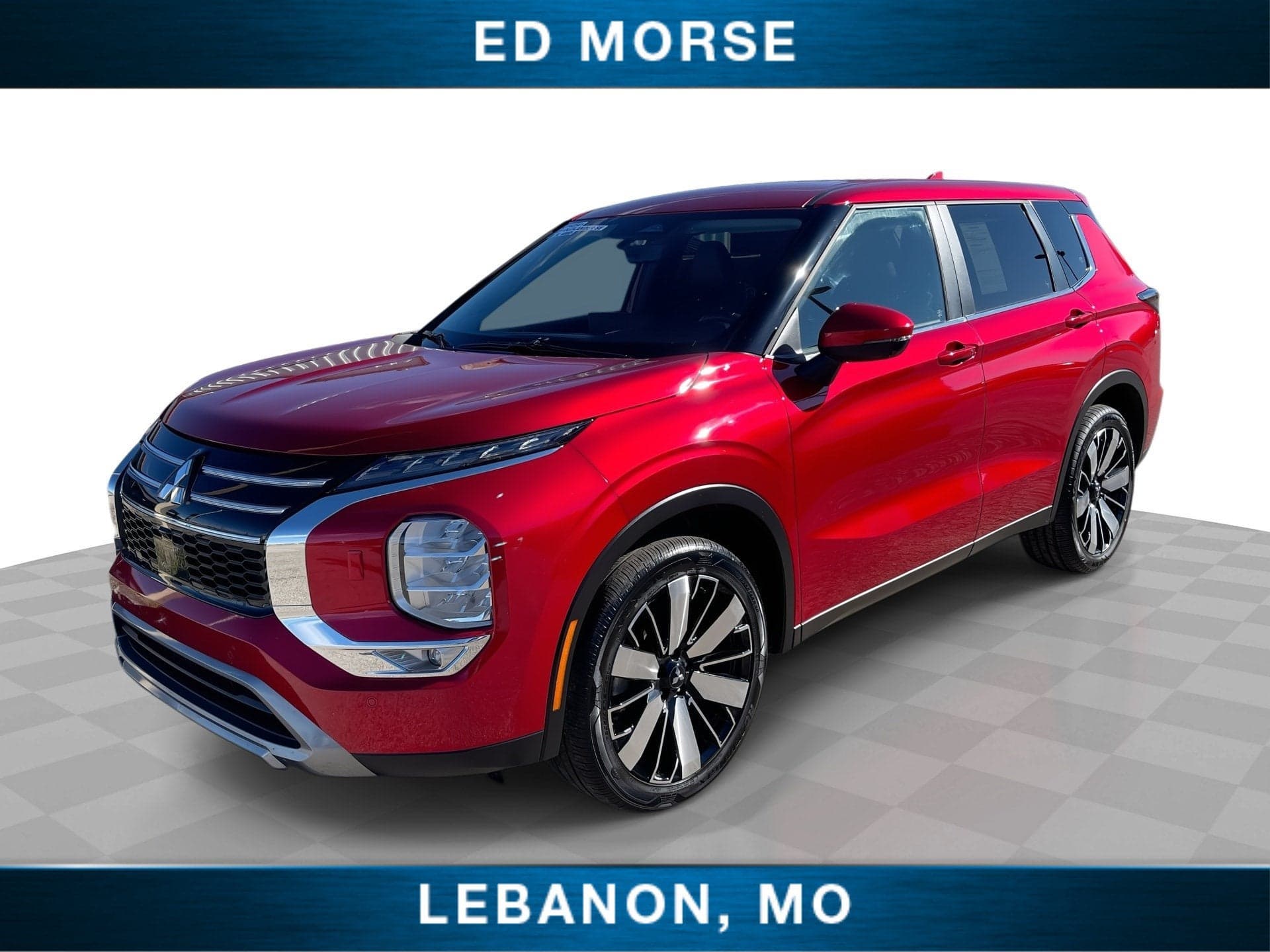 2025 Mitsubishi Outlander SE — photo 1 of 5