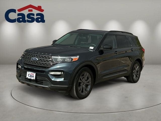2024 Ford Explorer XLT — photo 1 of 36