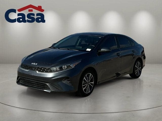 2022 Kia Forte LXS — photo 1 of 33