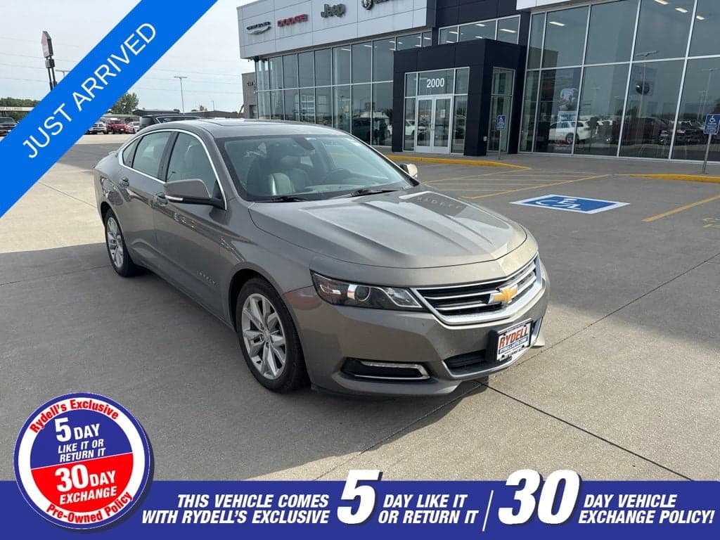 2019 Chevrolet Impala LT — photo 1 of 18
