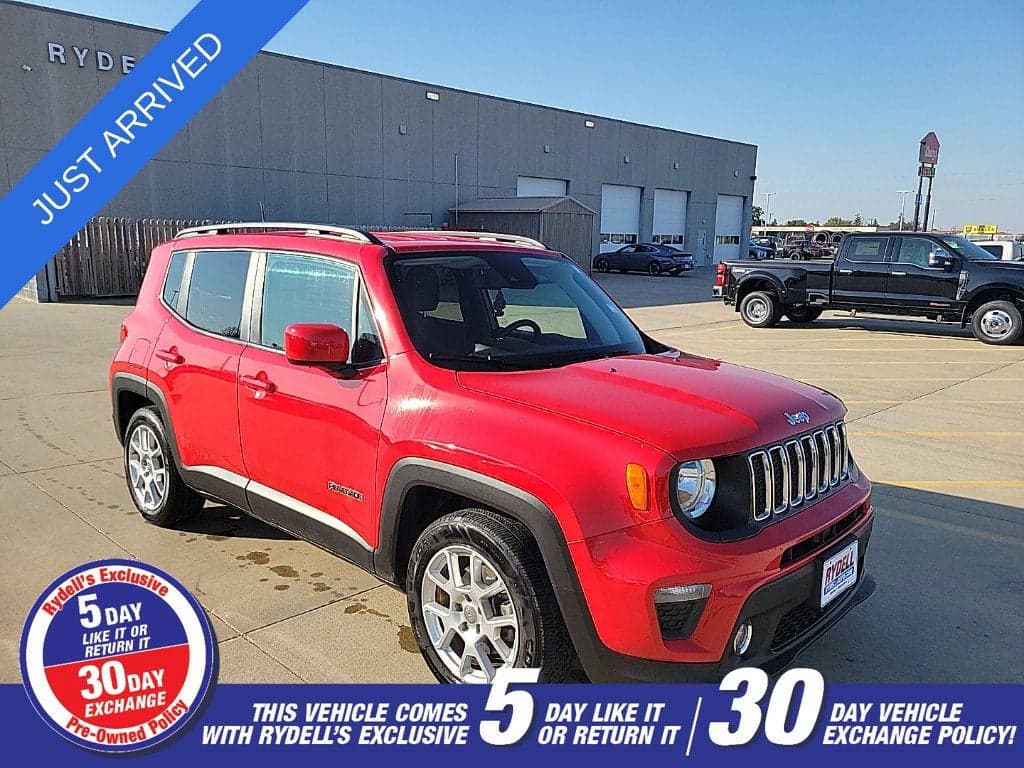 2021 Jeep Renegade Latitude — photo 1 of 5