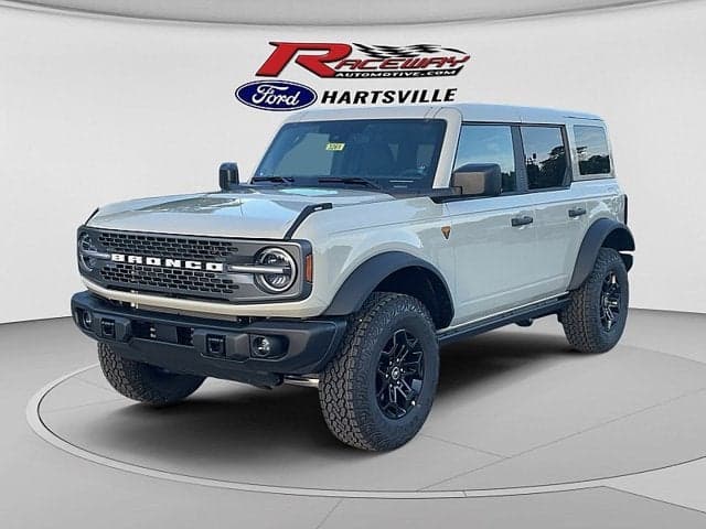 2026 Ford Bronco Badlands — photo 1 of 20