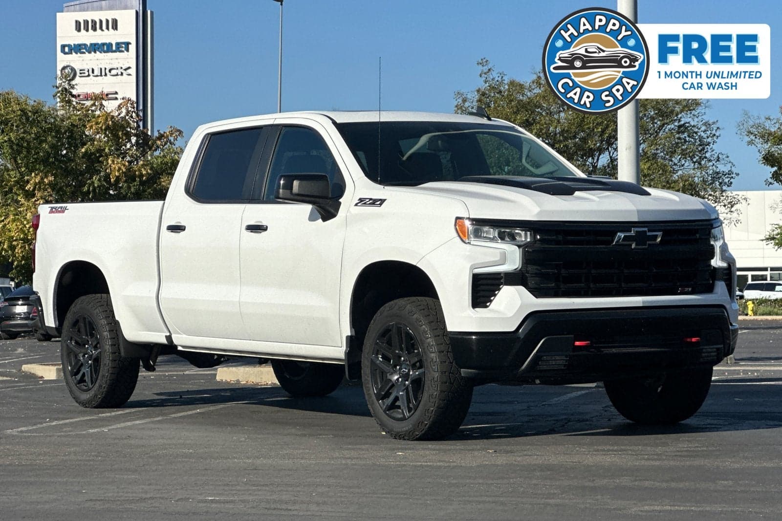 2024 Chevrolet Silverado 1500 LT Trail Boss — photo 1 of 5