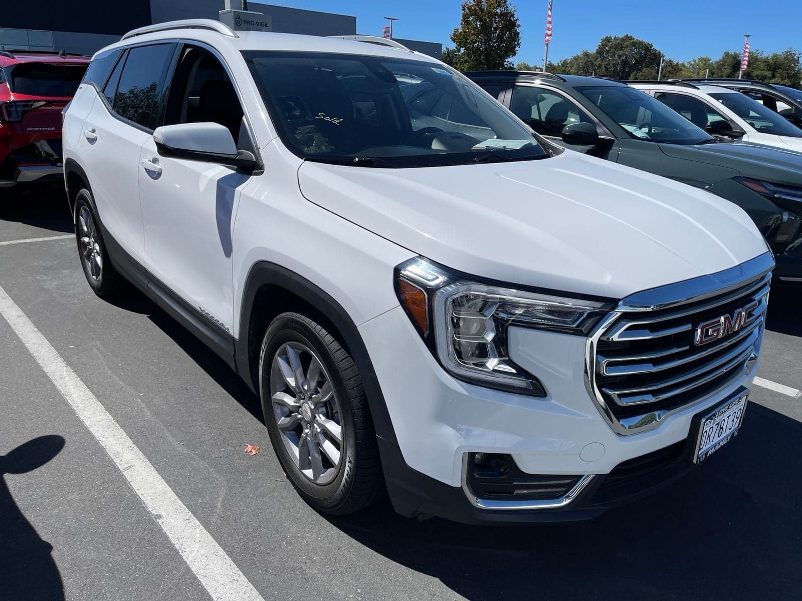 2024 GMC Terrain SLT — photo 1 of 19