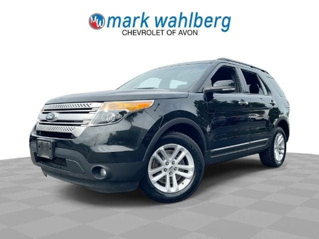 2015 Ford Explorer XLT — photo 1 of 32