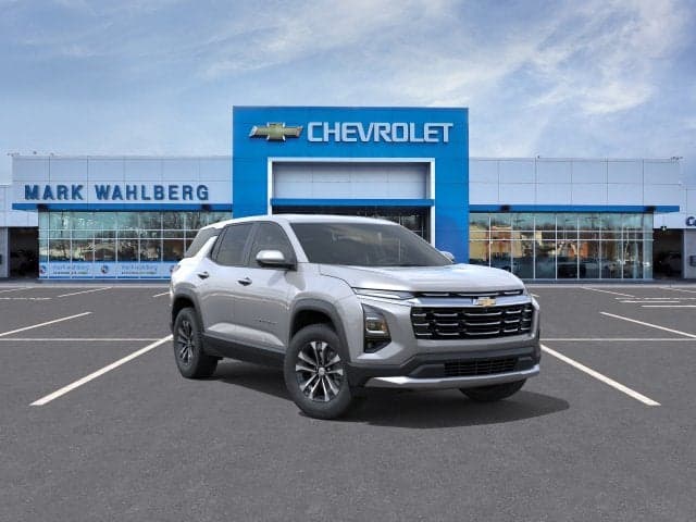 2027 Chevrolet Equinox FWD LT — photo 1 of 5
