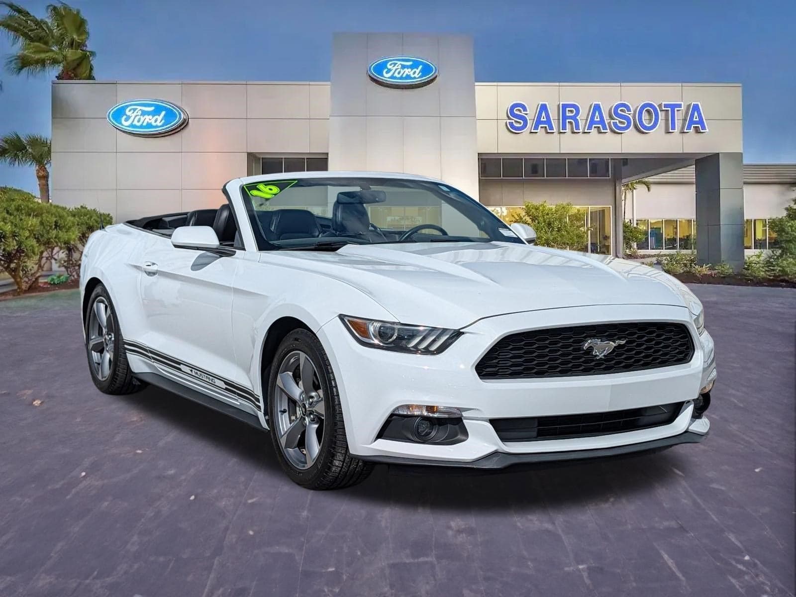 2016 Ford Mustang V6 — photo 1 of 5