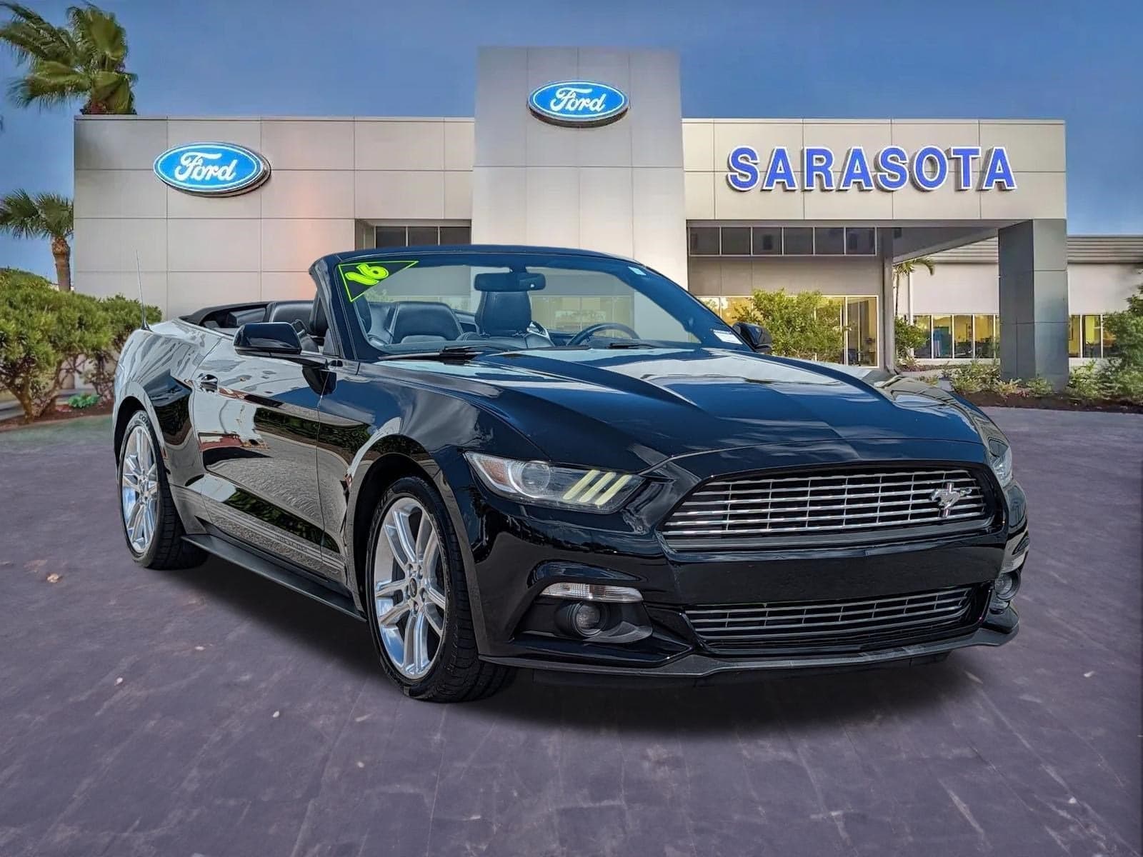 2016 Ford Mustang EcoBoost Premium — photo 1 of 5