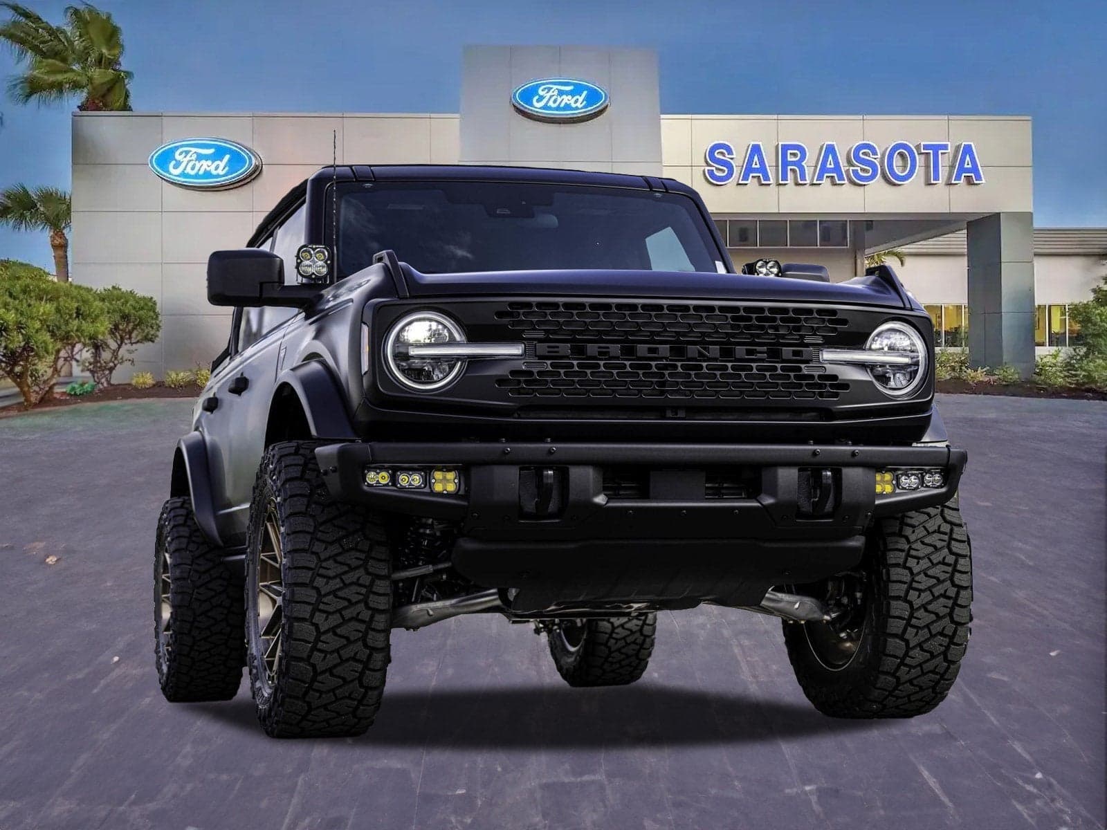 2025 Ford Bronco Badlands — photo 1 of 5