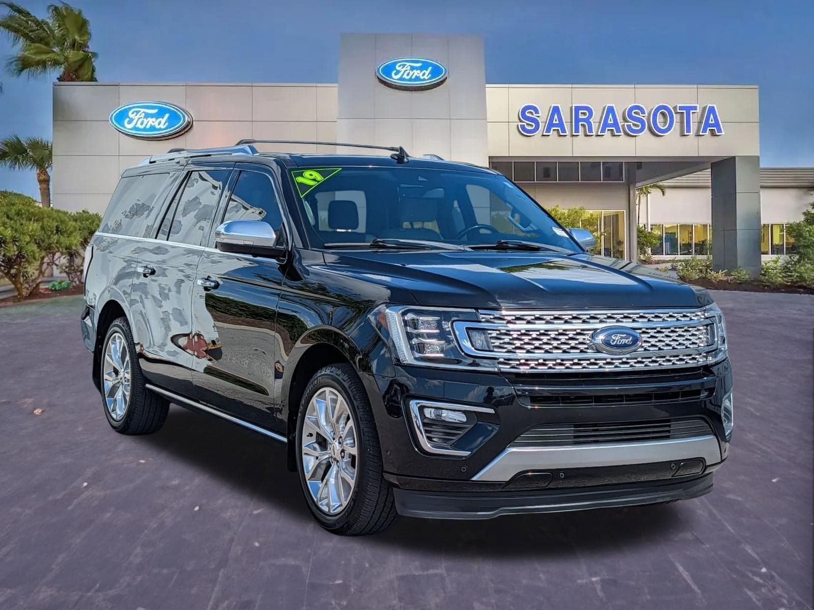 2019 Ford Expedition Max Platinum — photo 1 of 5