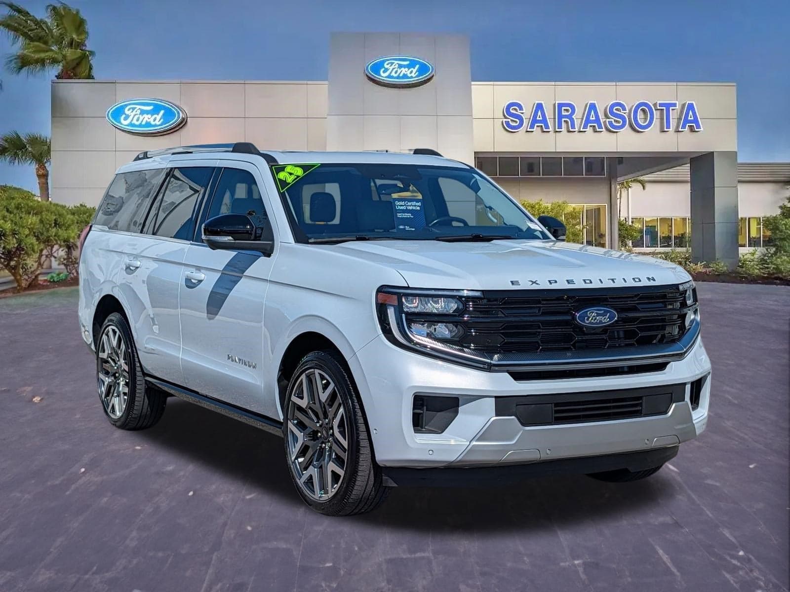 2025 Ford Expedition Platinum — photo 1 of 5