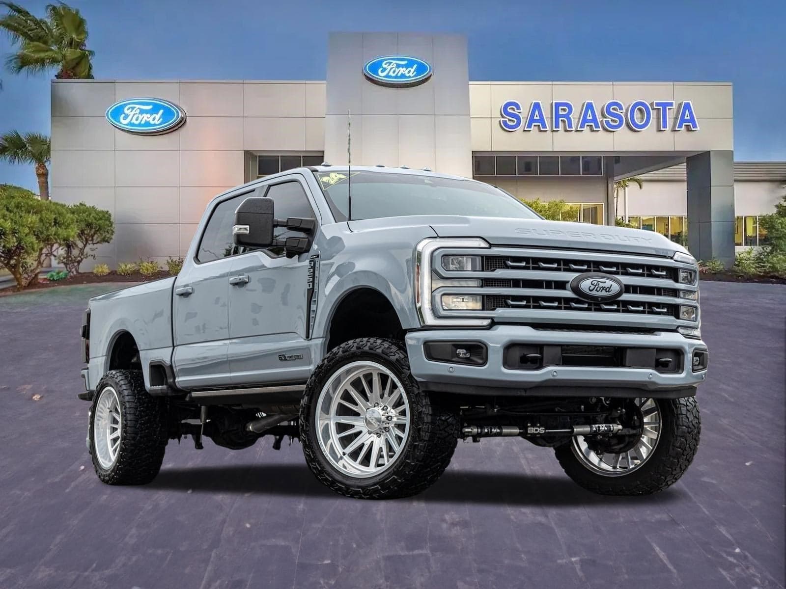2024 Ford Super Duty F-250 SRW LARIAT — photo 1 of 55