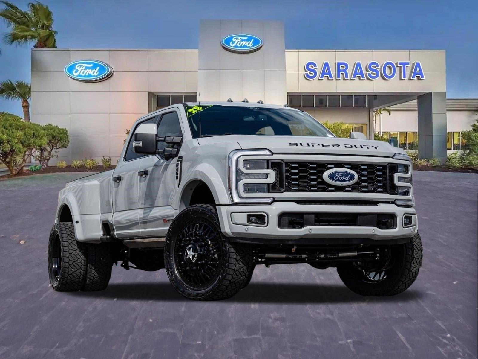2025 Ford Super Duty F-450 DRW Base — photo 1 of 61