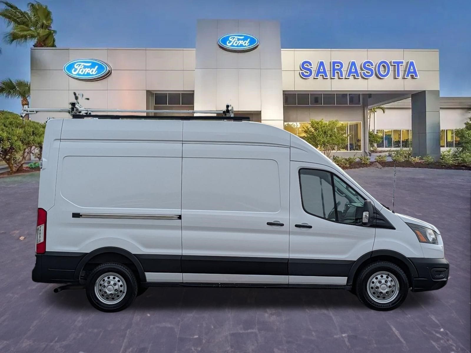 2022 Ford Transit Cargo Van Base — photo 1 of 30