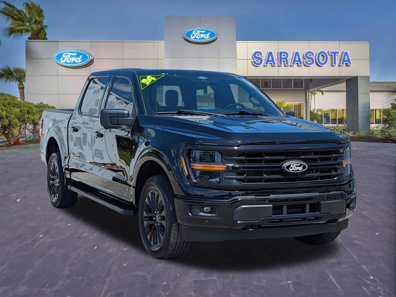 2024 Ford F-150 XLT — photo 1 of 36