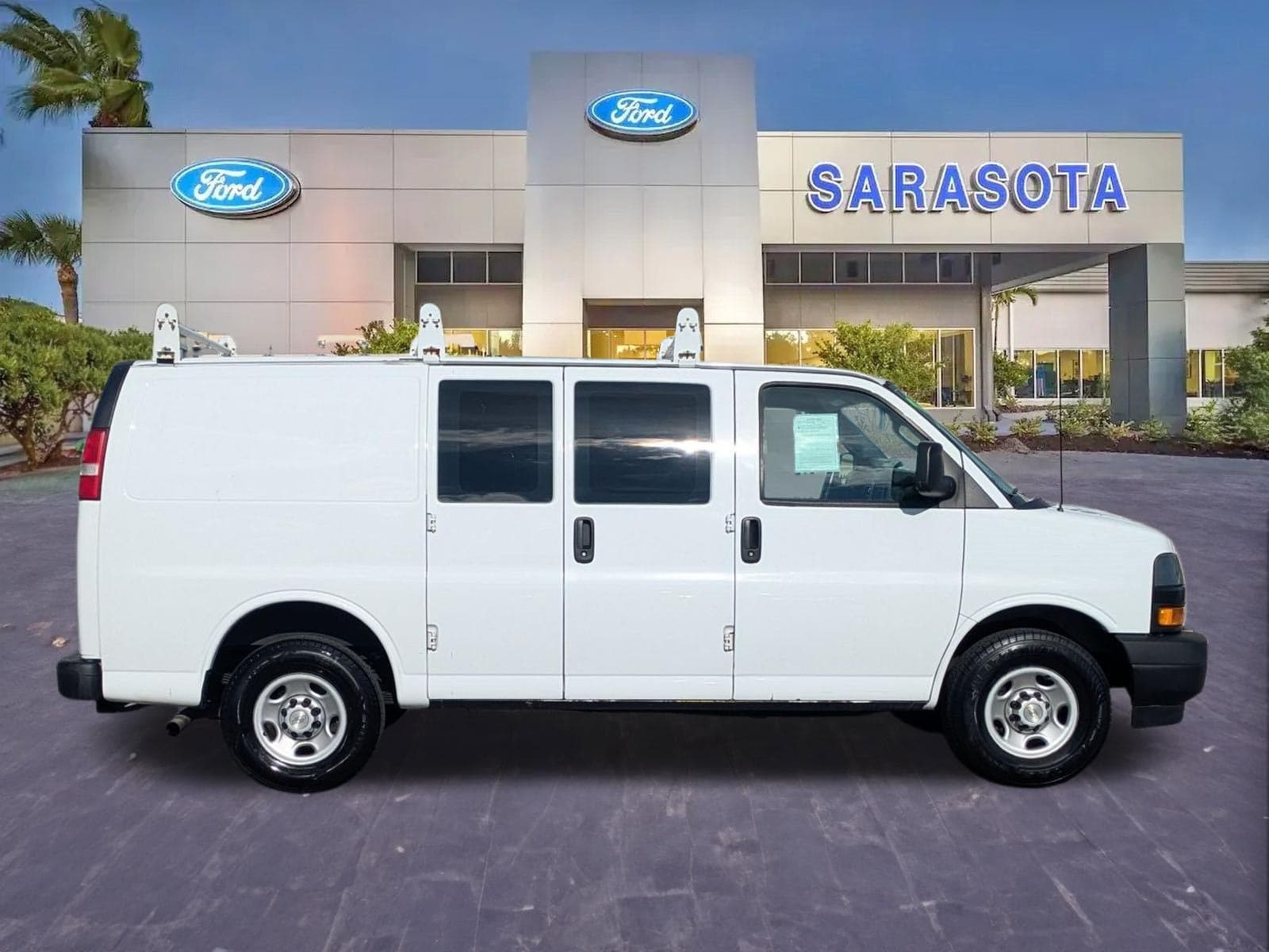 2020 Chevrolet Express Cargo Van Base — photo 1 of 30