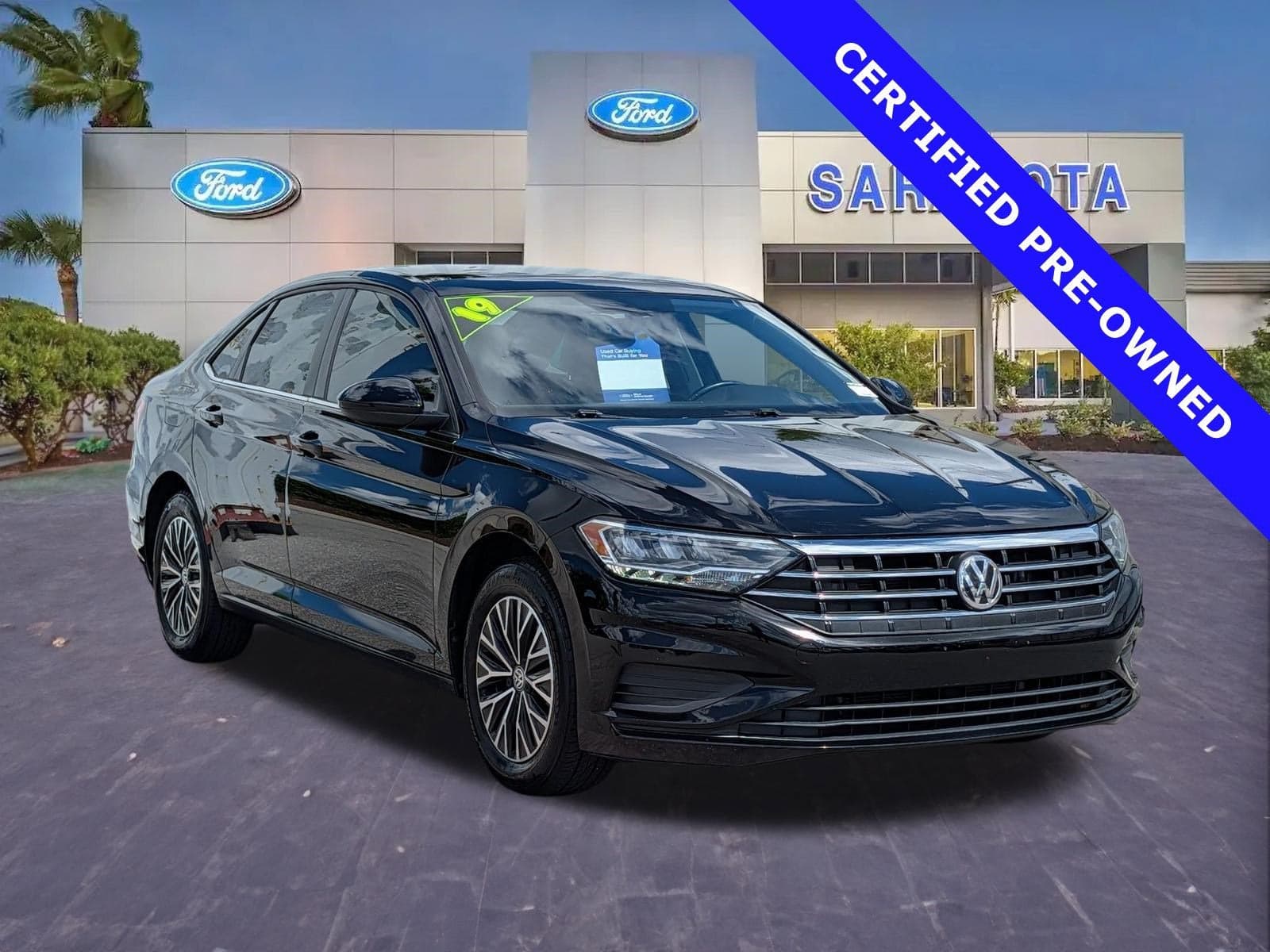 2019 Volkswagen Jetta SE — photo 1 of 5