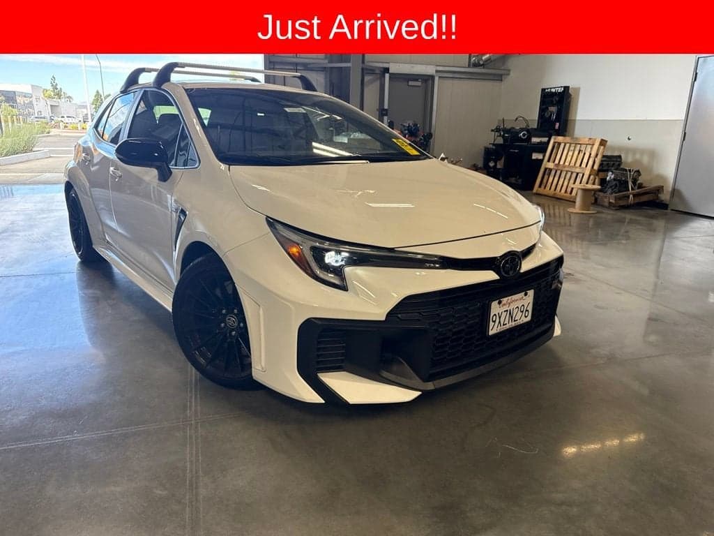 2025 Toyota GR Corolla Core — photo 1 of 16