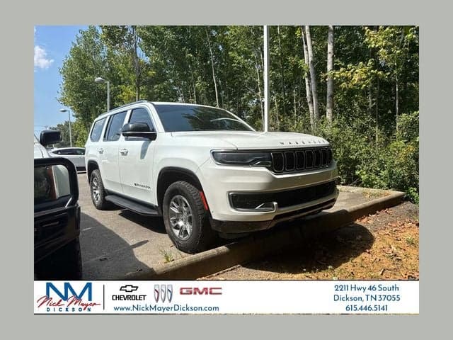 2023 Jeep Wagoneer Base — photo 1 of 22