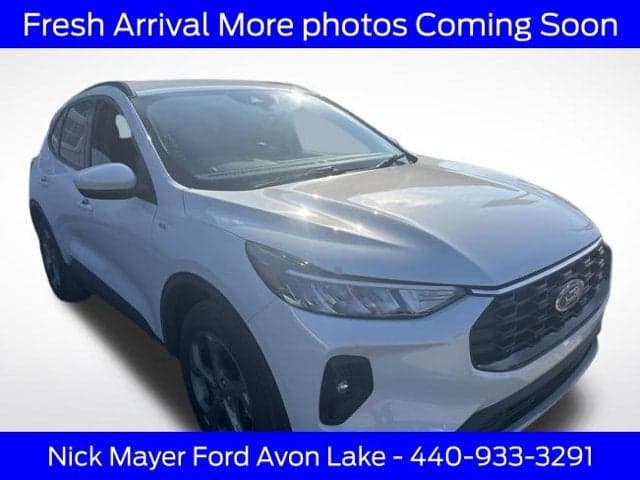 2025 Ford Escape ST-Line Select — photo 1 of 5