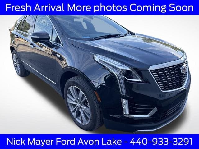 2025 Cadillac XT5 Base — photo 1 of 21