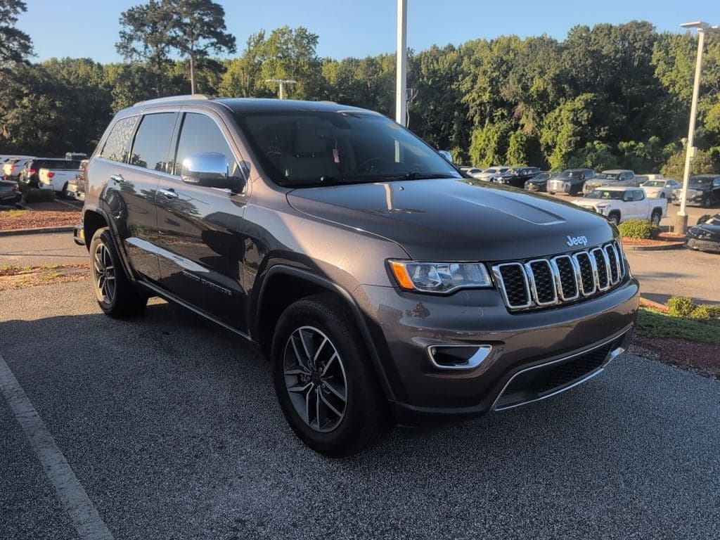 2021 Jeep Grand Cherokee Limited — photo 1 of 2