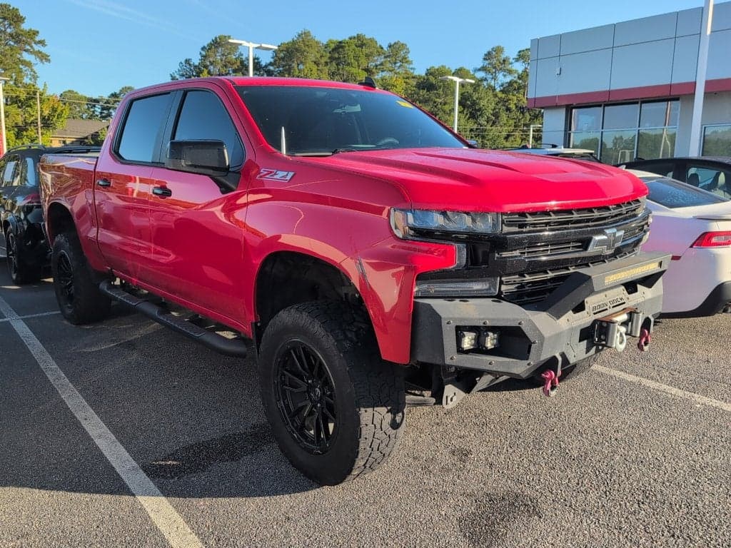2019 Chevrolet Silverado 1500 LT Trail Boss — photo 1 of 3