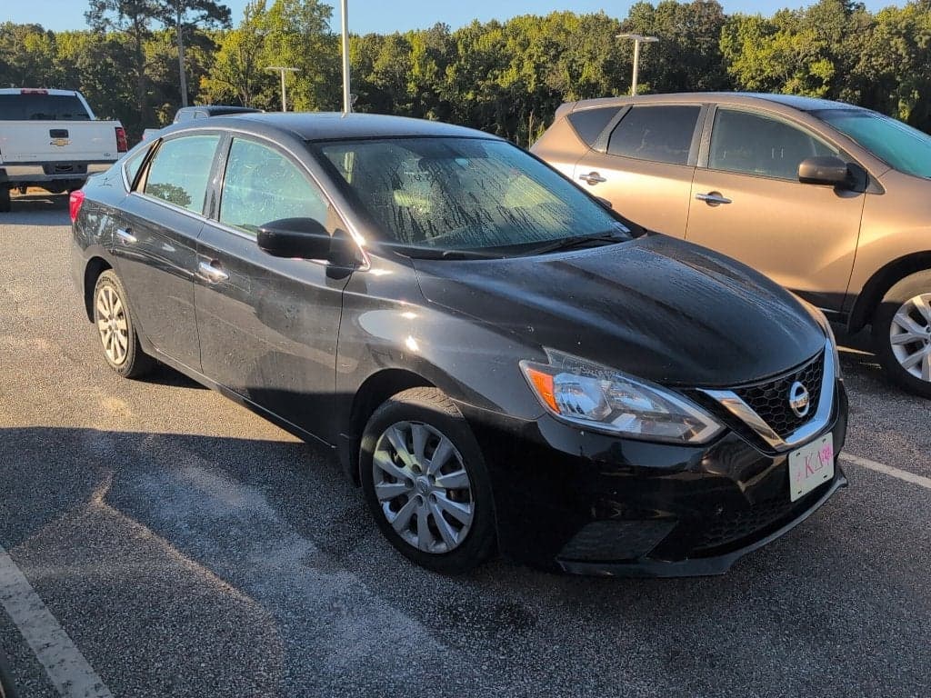2018 Nissan Sentra S — photo 1 of 3