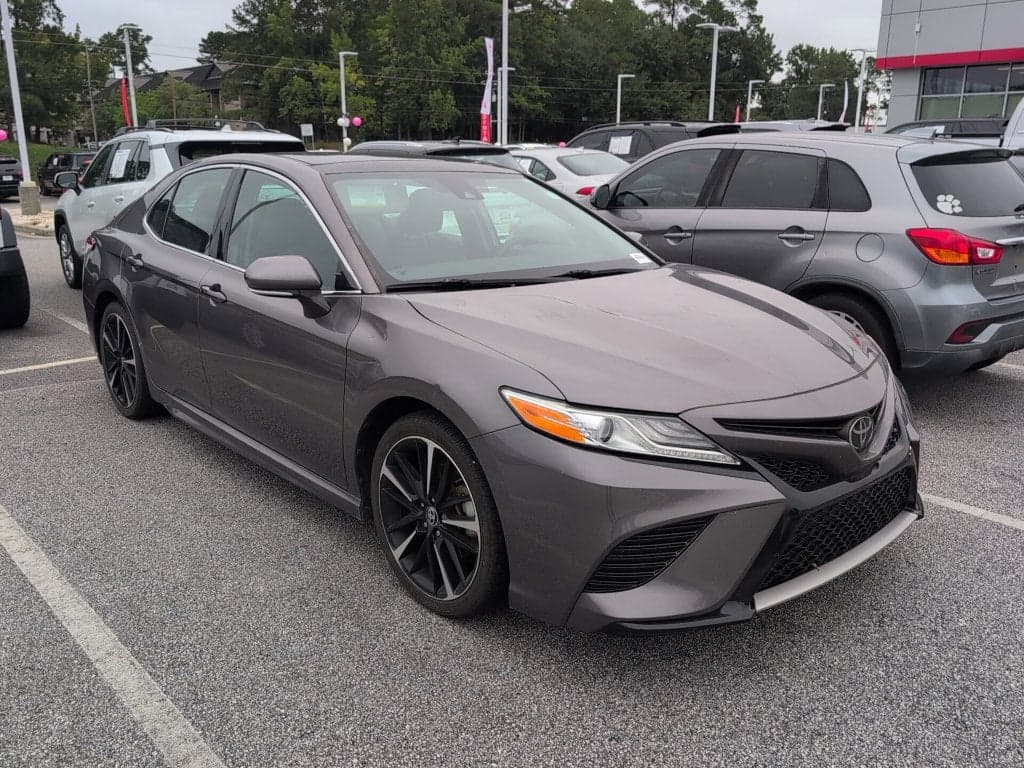 2020 Toyota Camry XSE — photo 1 of 3