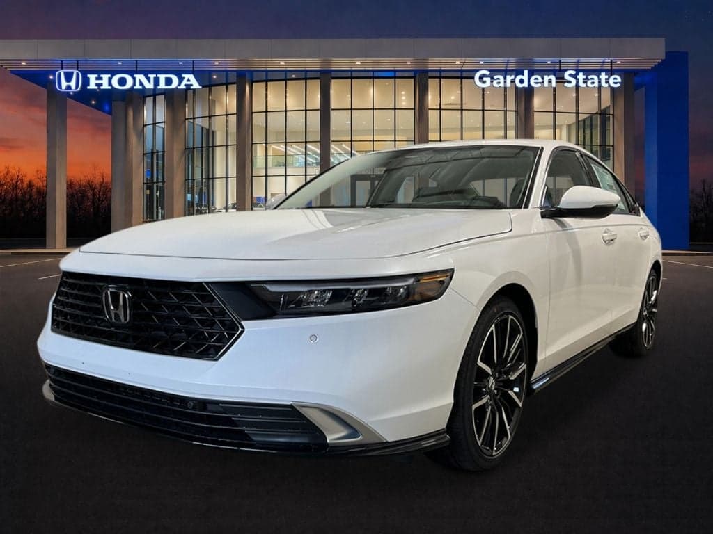 2026 Honda Accord Hybrid Touring — photo 1 of 28