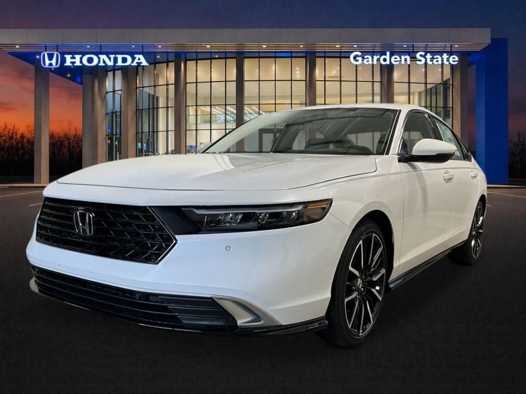 2026 Honda Accord Hybrid Touring — photo 1 of 28