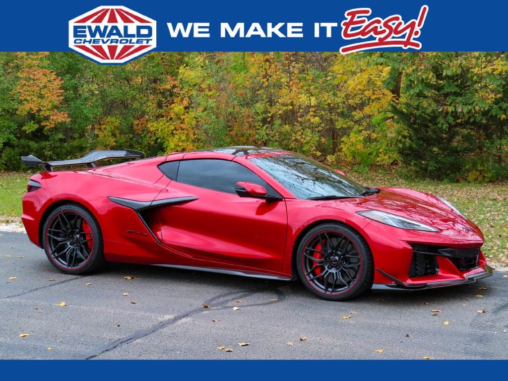 2024 Chevrolet Corvette 3LZ — photo 1 of 5