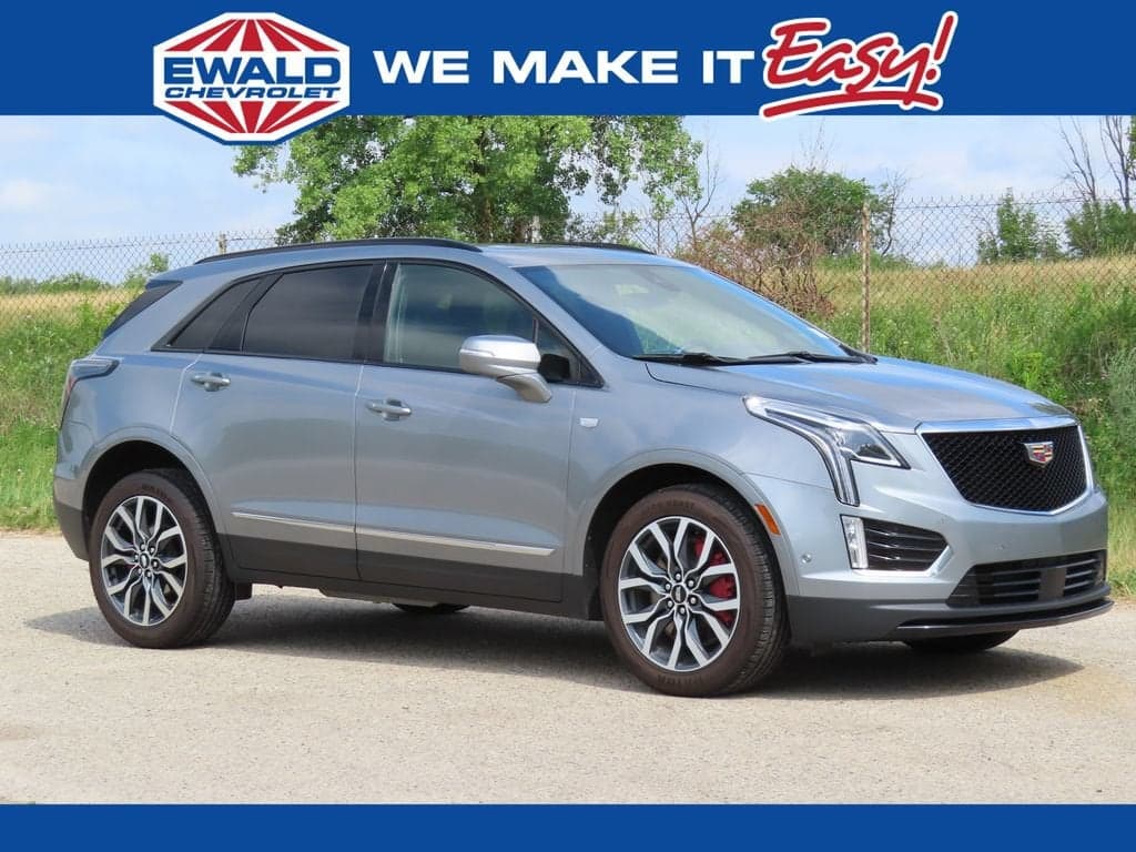 2024 Cadillac XT5 Sport — photo 1 of 30