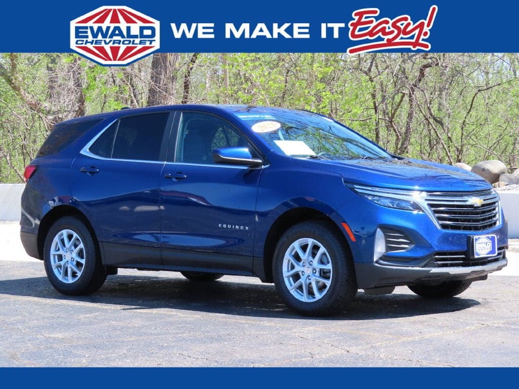 2023 Chevrolet Equinox LT — photo 1 of 24