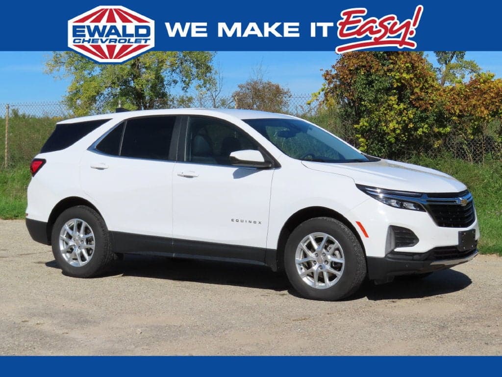 2022 Chevrolet Equinox LT — photo 1 of 5