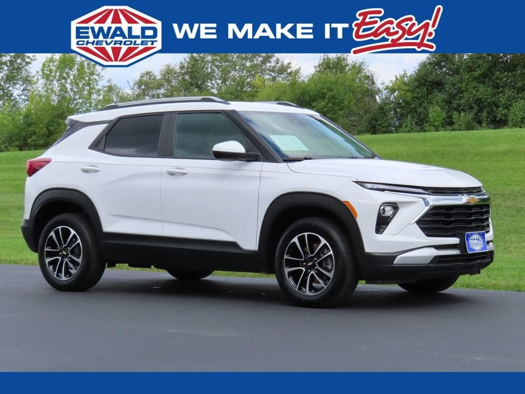 2024 Chevrolet Trailblazer LT — photo 1 of 26