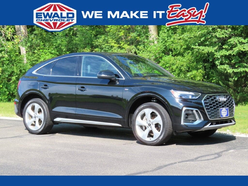 2023 Audi Q5 Sportback S line Premium Plus — photo 1 of 5