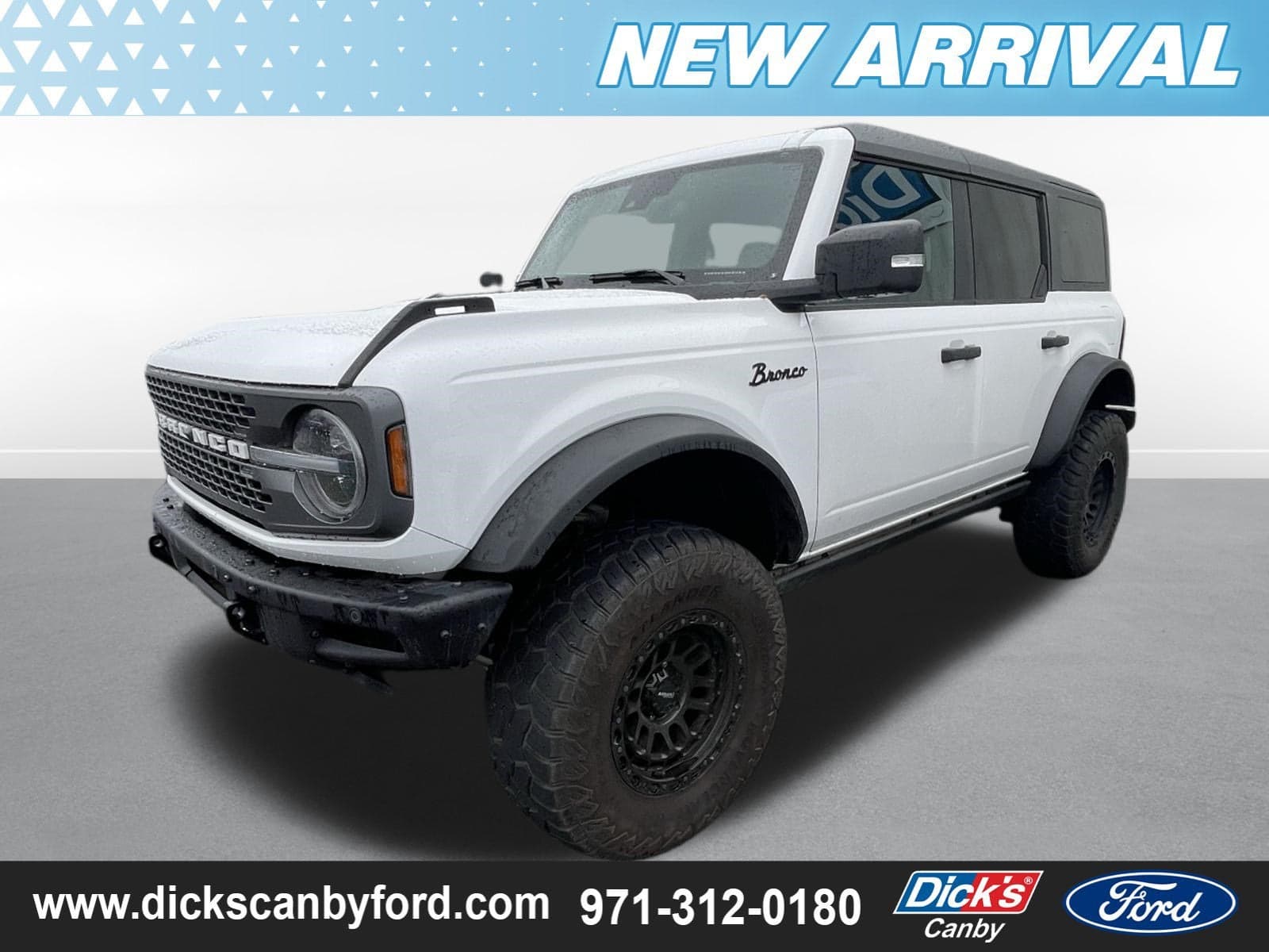 2024 Ford Bronco Badlands — photo 1 of 5