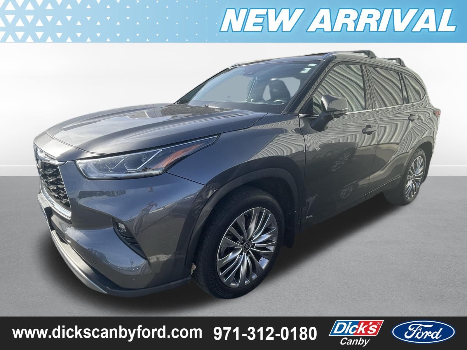2023 Toyota Highlander Hybrid Platinum — photo 1 of 5