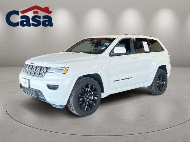 2022 Jeep Grand Cherokee WK Laredo X — photo 1 of 5