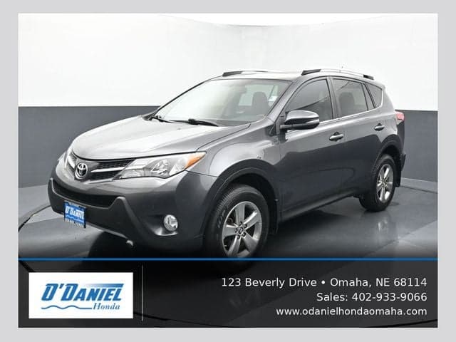 2015 Toyota RAV4 XLE — photo 1 of 57
