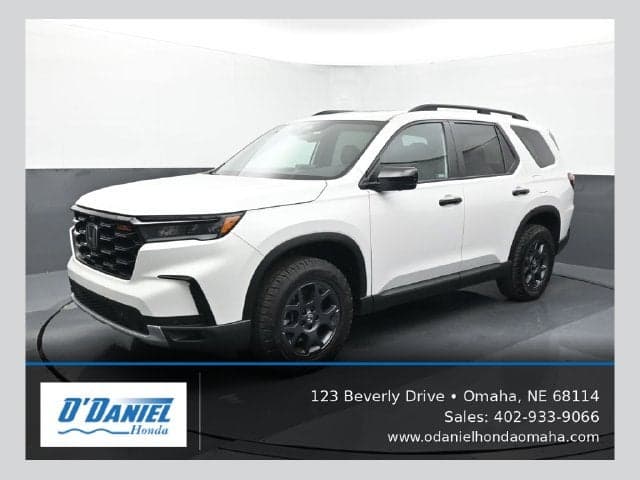 2024 Honda Pilot TrailSport — photo 1 of 5